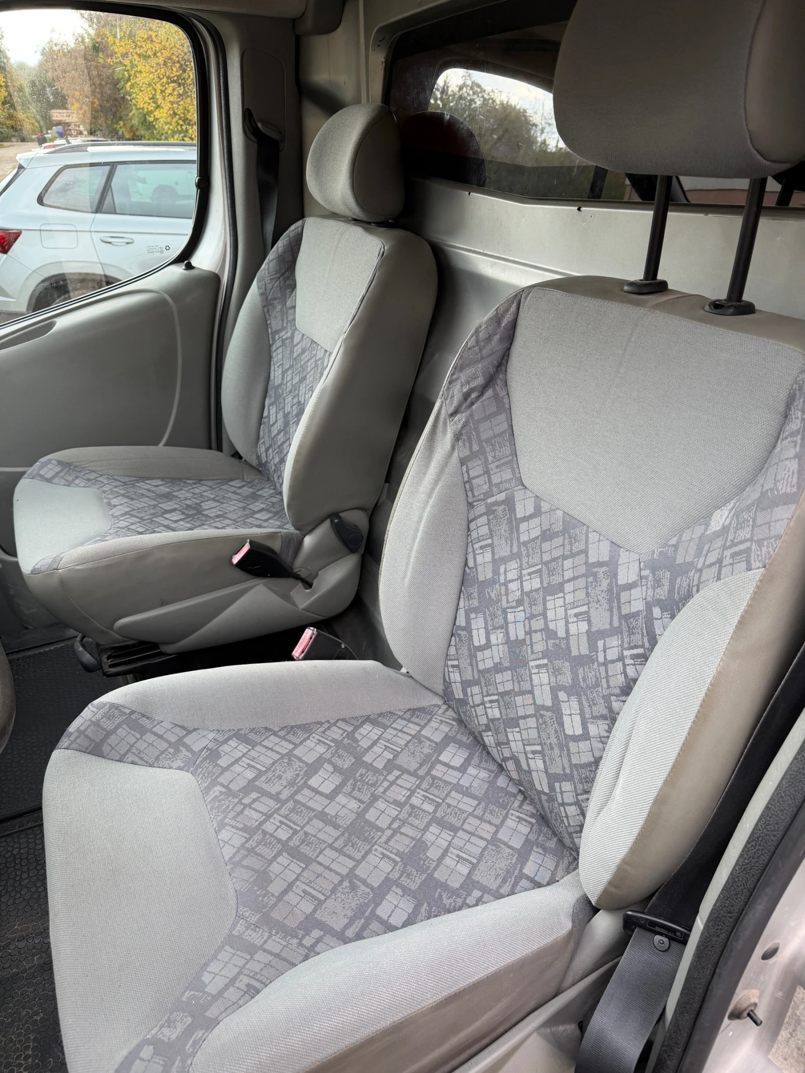 Opel Vivaro A, снимка 6 - Бусове и автобуси - 56532819