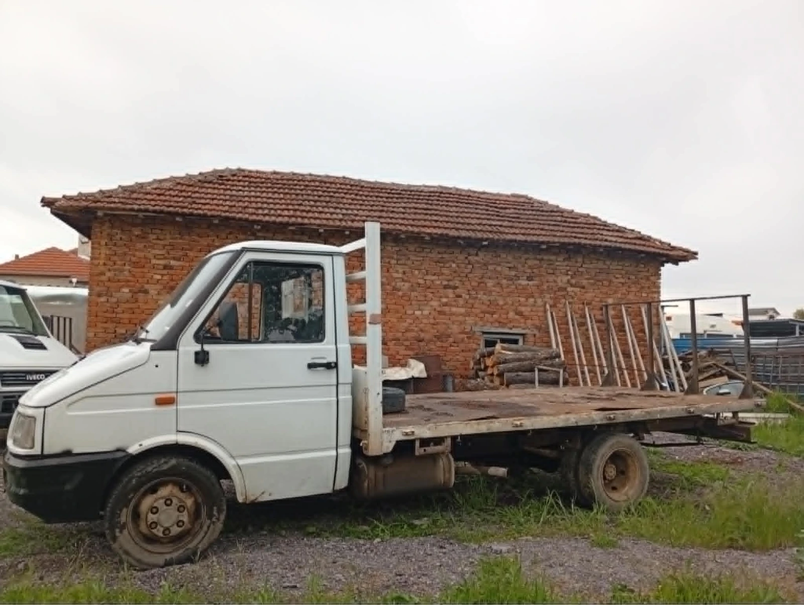 Iveco Daily, снимка 2 - Камиони - 56058509
