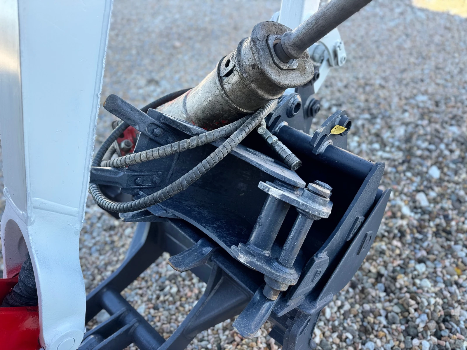  Takeuchi + 3-  | Mobile.bg   7