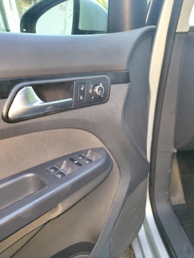 VW Touran 1.4/DSG/Tsi/Navi/Phone, снимка 9