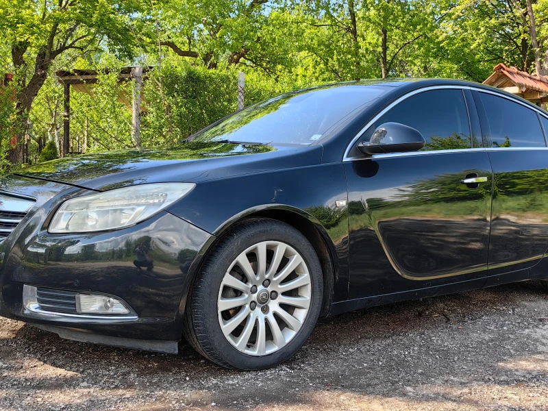 Opel Insignia, снимка 1 - Автомобили и джипове - 45484299