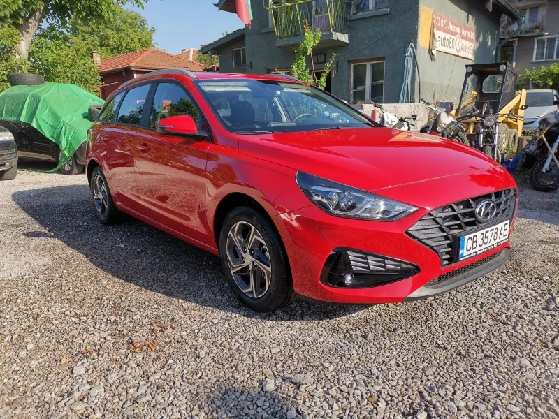 Hyundai I30 1.5 бензин НОВА , снимка 3 - Автомобили и джипове - 46359988