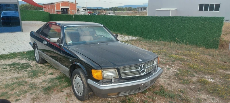 Mercedes-Benz 560 SEC, снимка 1 - Автомобили и джипове - 47386122