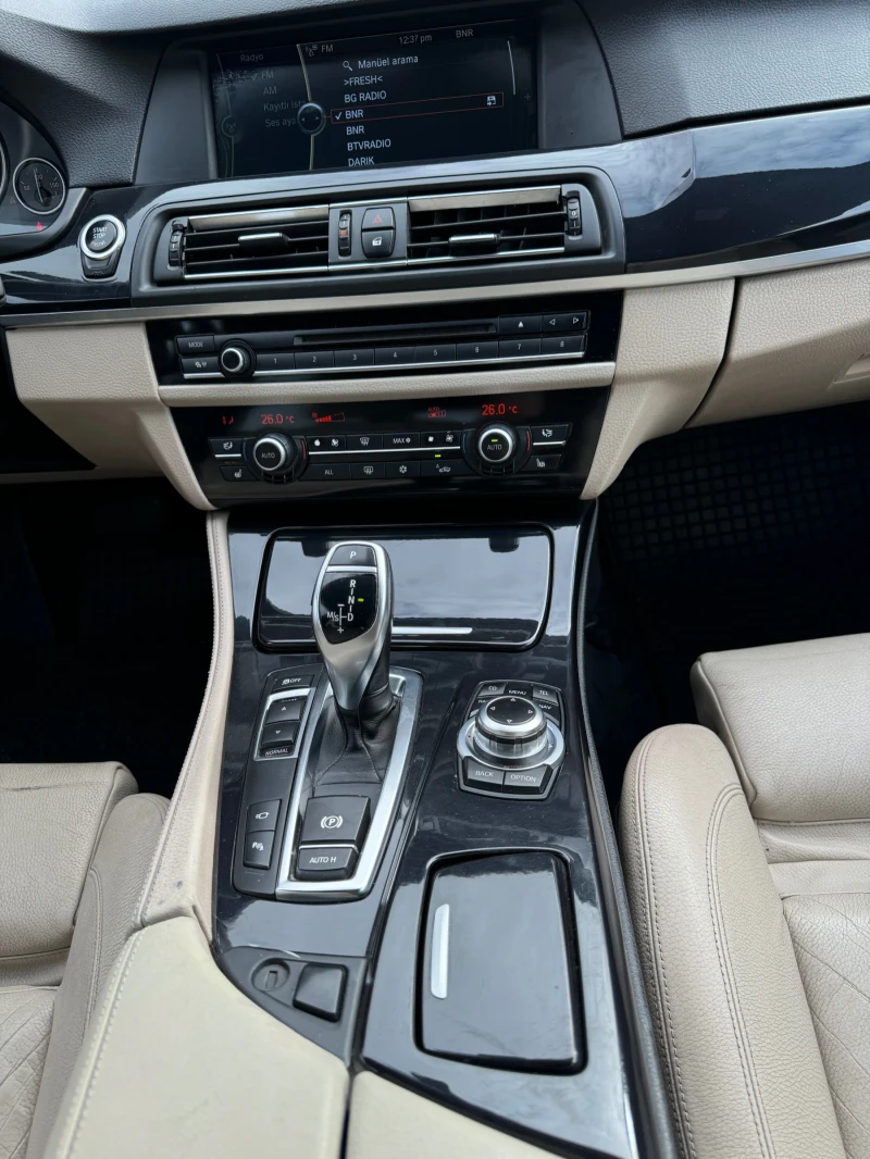 BMW 520 2000, снимка 13 - Автомобили и джипове - 48140381