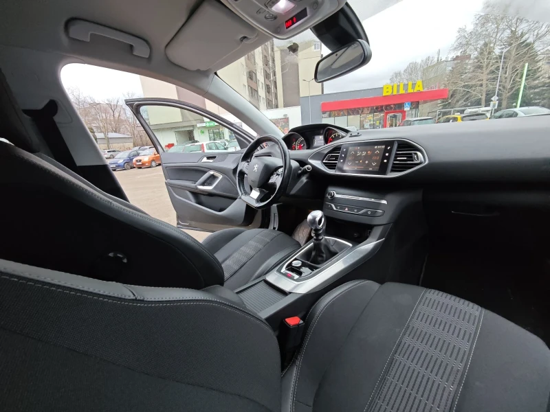 Peugeot 308, снимка 13 - Автомобили и джипове - 49349411