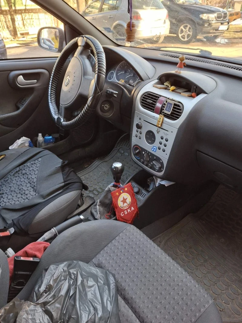 Opel Corsa, снимка 4 - Автомобили и джипове - 48741752