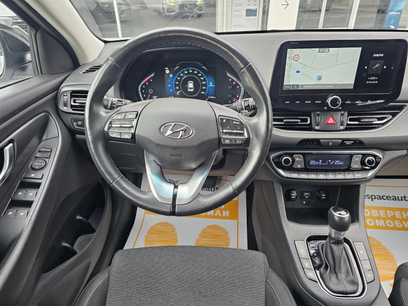 Hyundai I30 COMBI 1.6 116 к.с., снимка 9 - Автомобили и джипове - 49546033