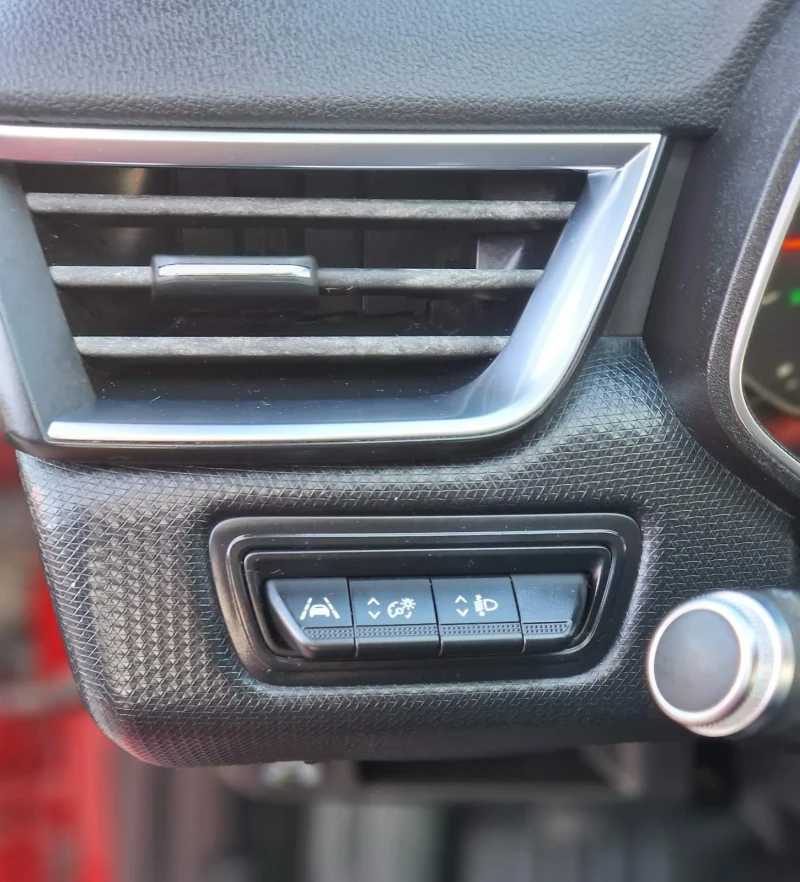 Renault Clio 1.0I/TURBO/NOVA/PERFECTNA, снимка 10 - Автомобили и джипове - 50002850