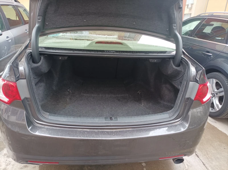 Honda Accord 2.0 i-vtec, снимка 12 - Автомобили и джипове - 52346886