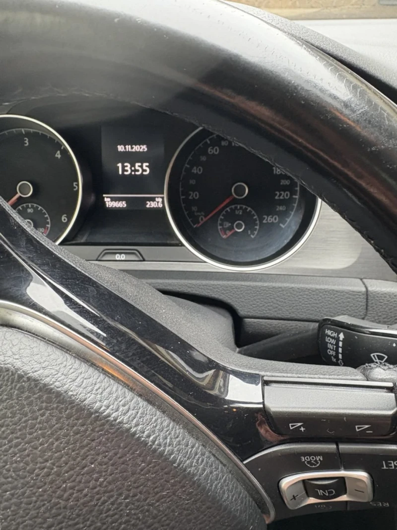 VW Golf 1.6 TDI CR, снимка 6 - Автомобили и джипове - 52369092