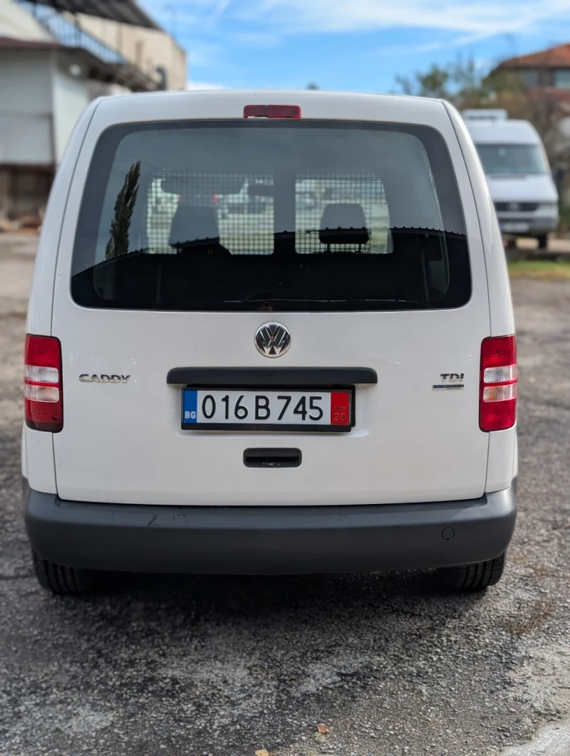 VW Caddy 1.6 TDI Bluemotion, снимка 6 - Автомобили и джипове - 52389701