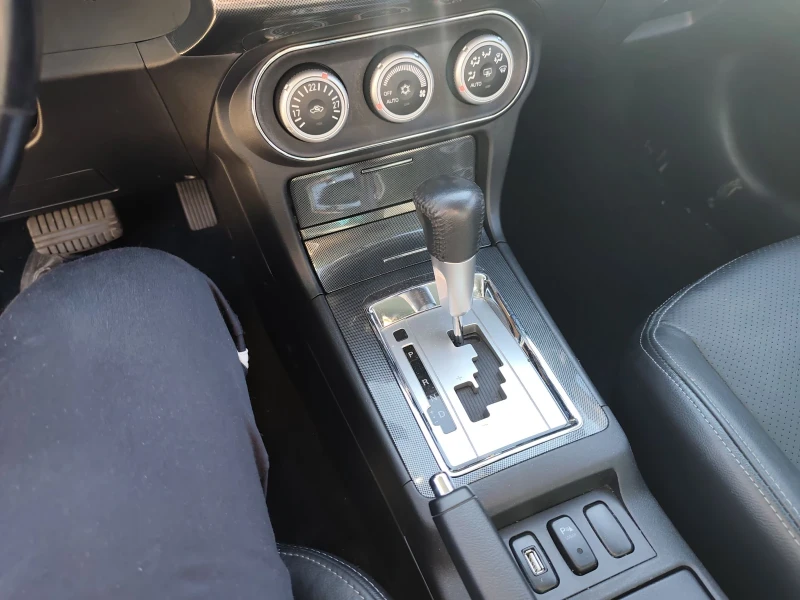 Mitsubishi Lancer Sportback, снимка 12 - Автомобили и джипове - 52402758