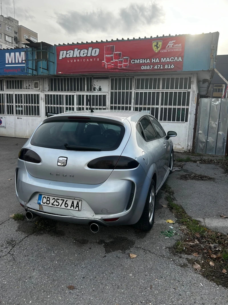 Seat Leon, снимка 3 - Автомобили и джипове - 52627623