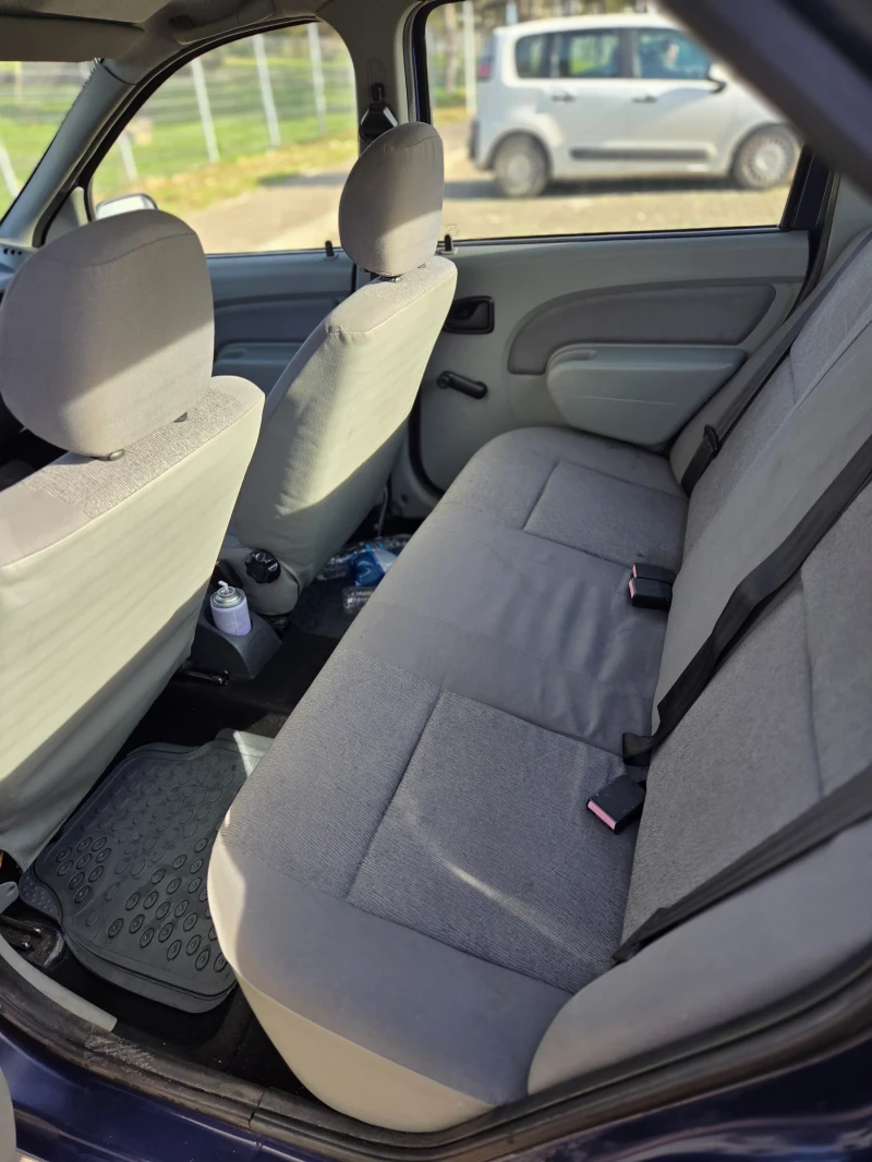 Dacia Logan, снимка 8 - Автомобили и джипове - 52961501