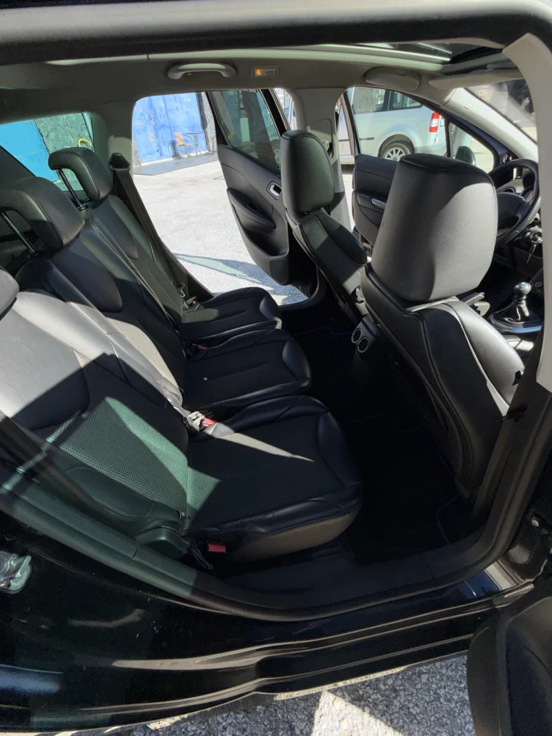 Peugeot 308 2.0 HDI 150 к.с. Euro 5 Allure , снимка 10 - Автомобили и джипове - 53218803