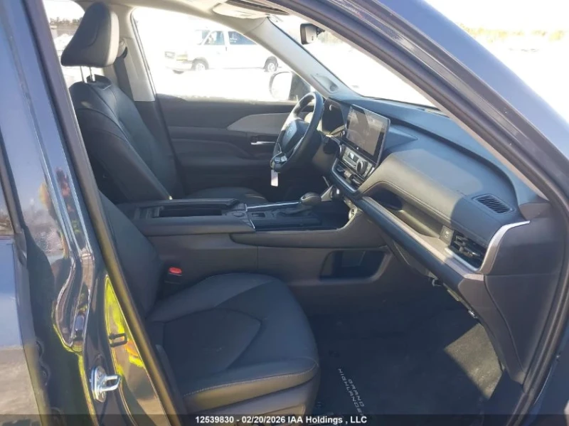 Toyota Grand Highlander LIMITED, снимка 5 - Автомобили и джипове - 53580569