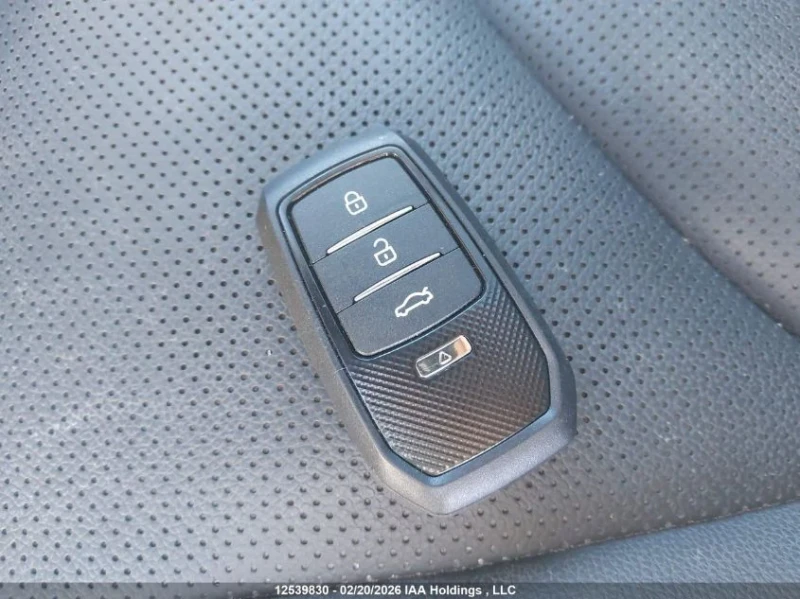 Toyota Grand Highlander LIMITED, снимка 10 - Автомобили и джипове - 53580569