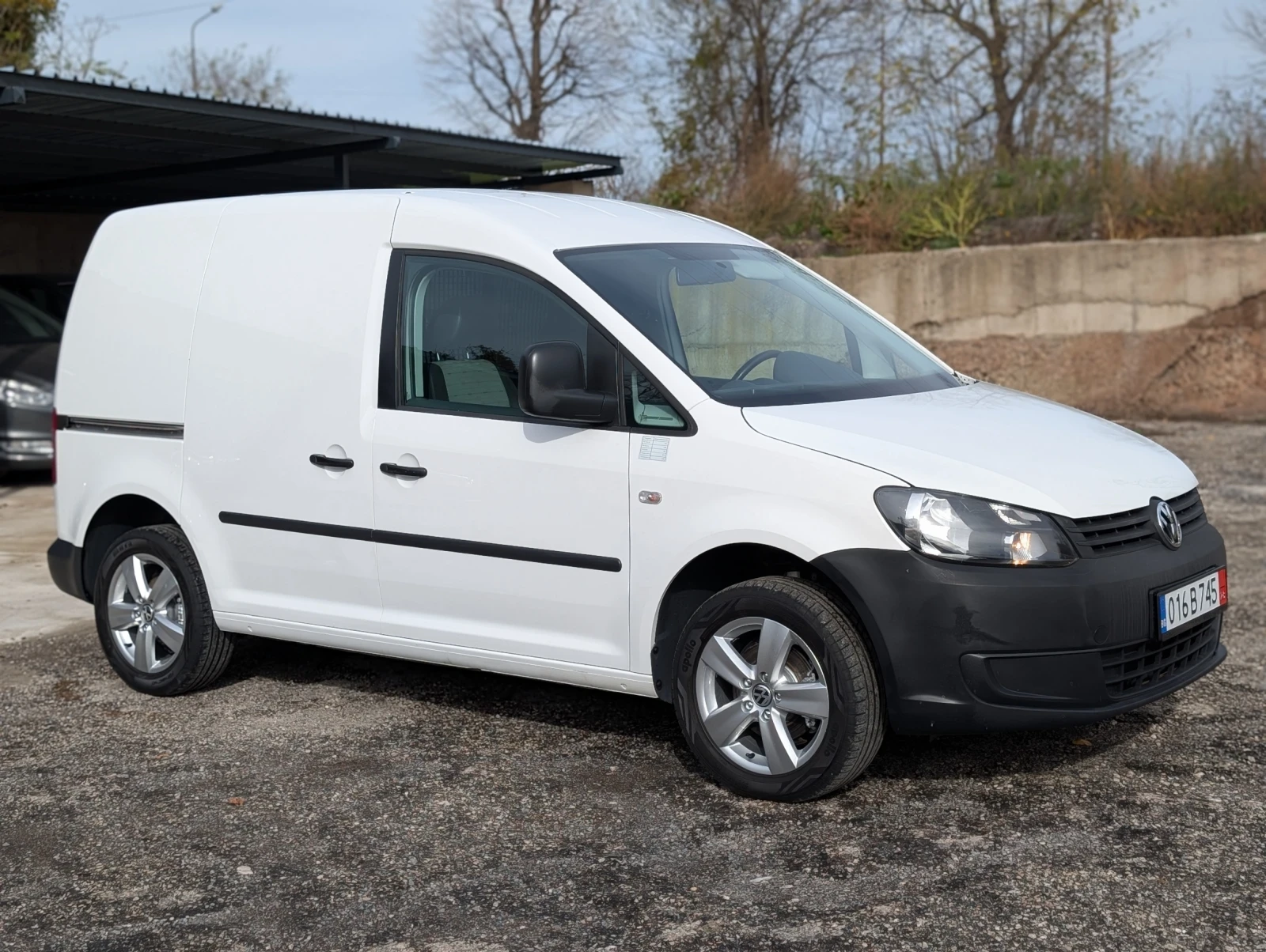 VW Caddy 1.6 TDI Bluemotion, снимка 1