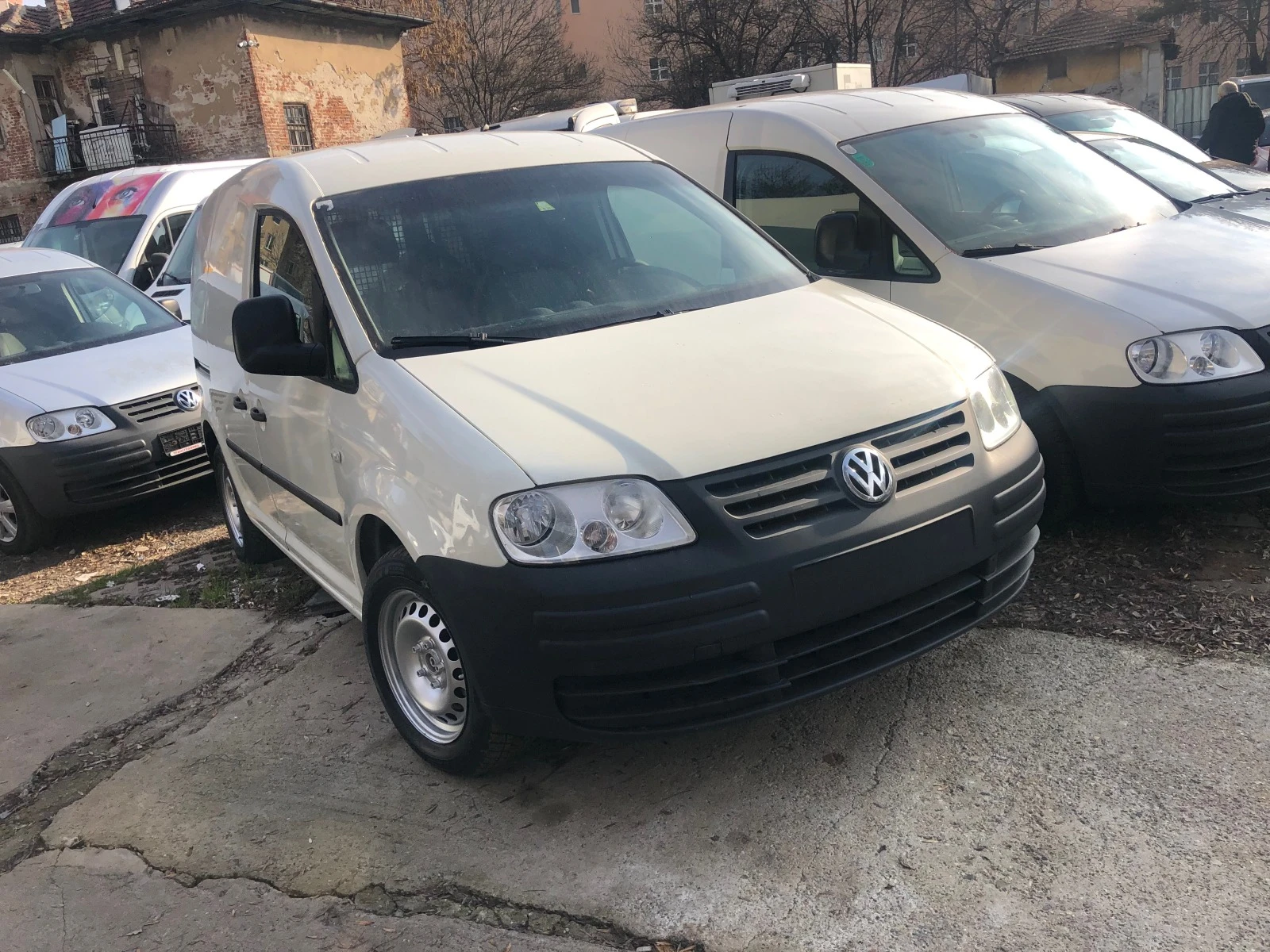 VW Caddy 1.9TDi - изображение 2