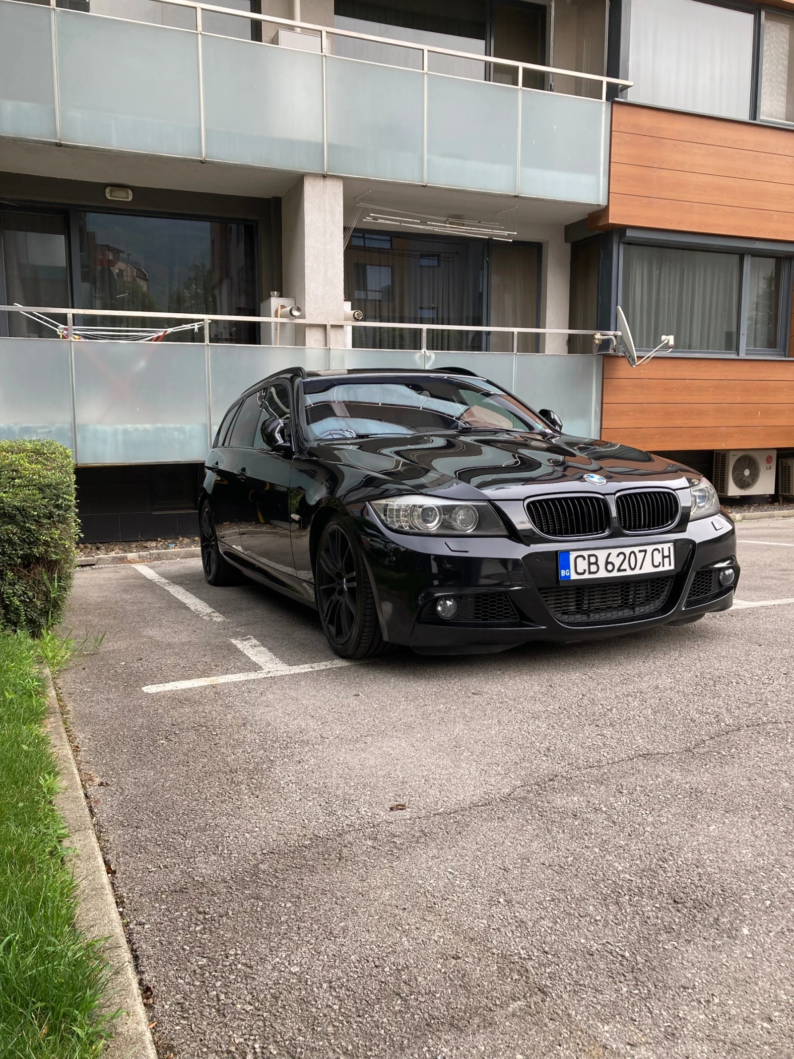 BMW 330 LCi   M pack - изображение 4