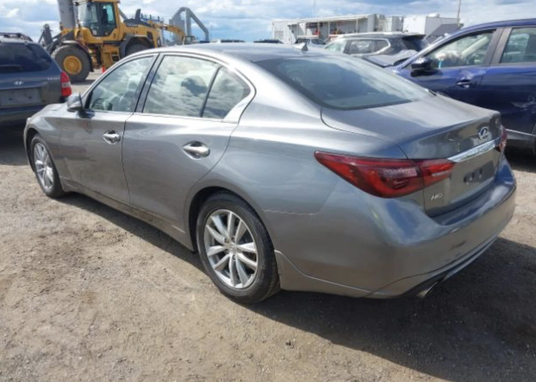 Infiniti Q50 2.0Т* LUXE* 4x4 - изображение 3
