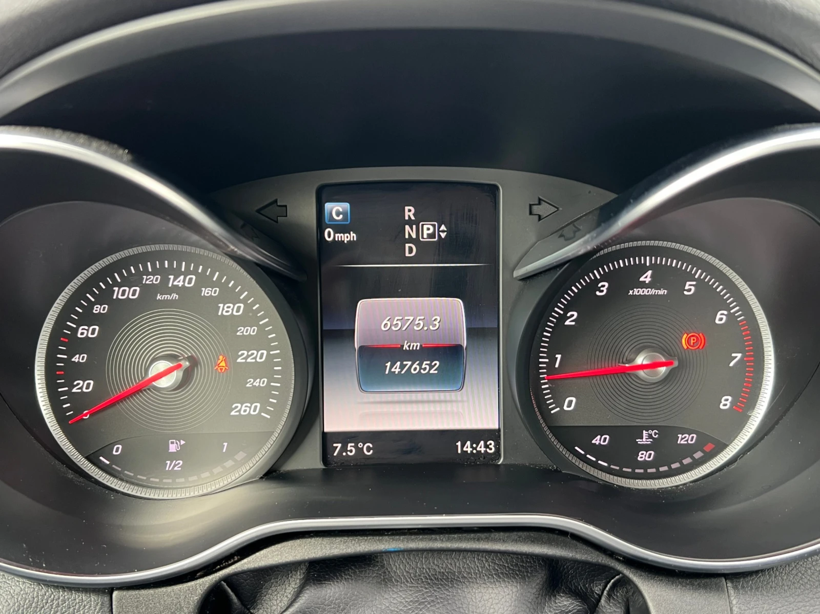 Mercedes-Benz C 400 4MATIC* SPORT-PKG* BURMESTER* BLACK* LEATHER* PANO - изображение 10