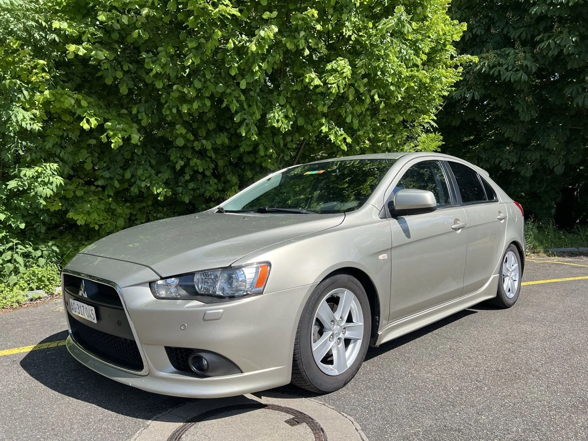 Mitsubishi Lancer Sportback - изображение 2