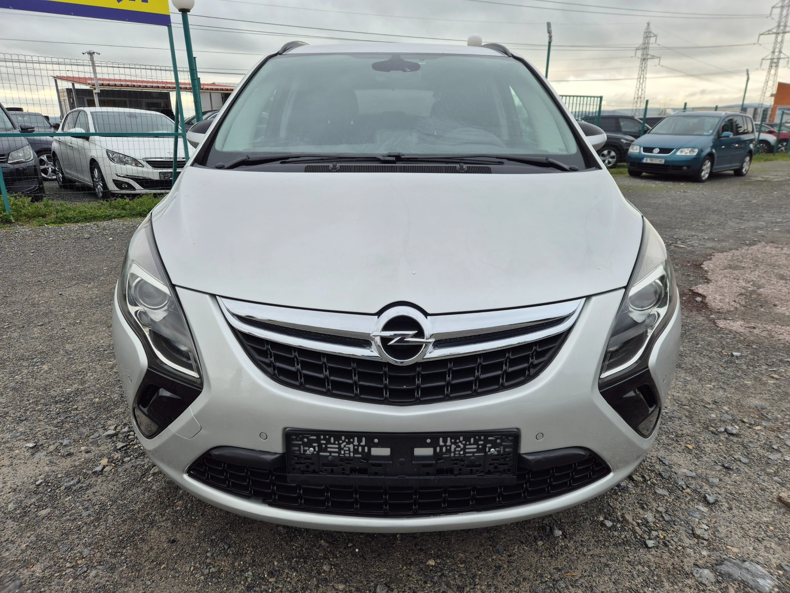 Opel Zafira Tourer 2.0CDTI 7 места, снимка 8 - Автомобили и джипове - 52475772