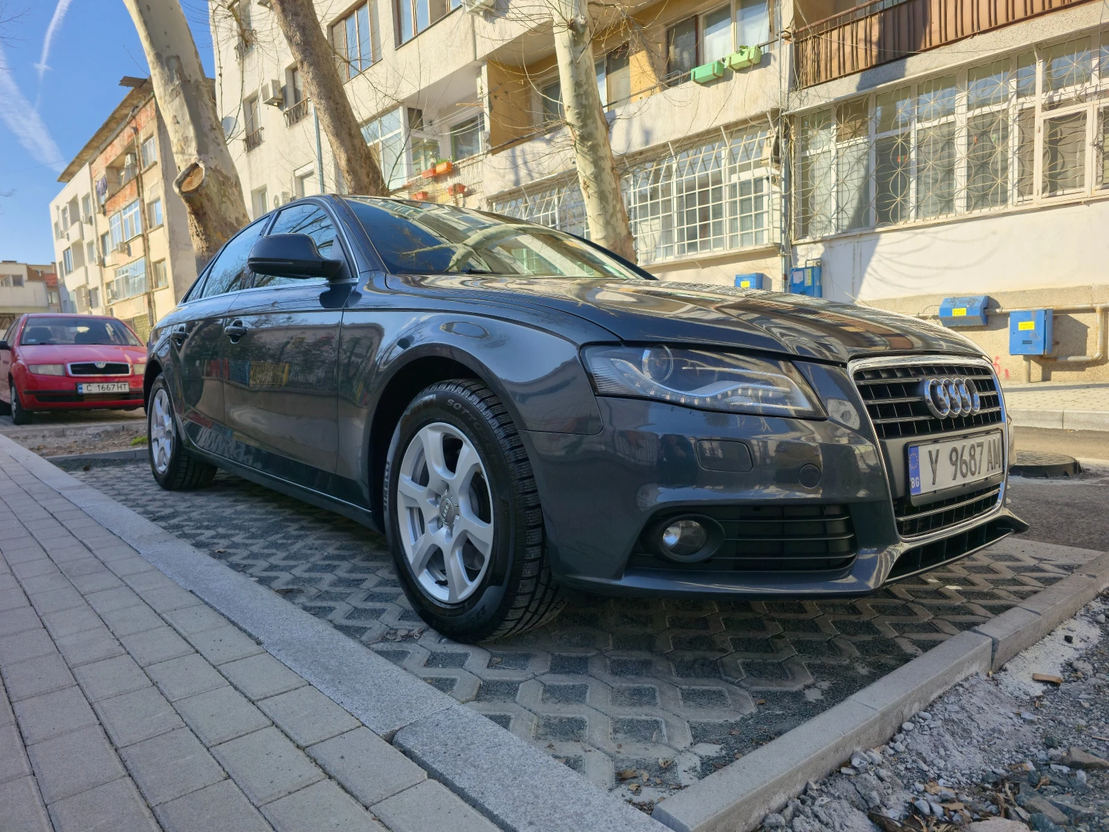 Audi A4 1.8TFSI, снимка 3 - Автомобили и джипове - 53749598