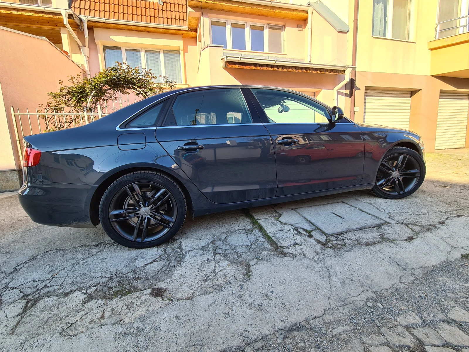 Audi A4 1.8TFSI, снимка 14 - Автомобили и джипове - 53749598