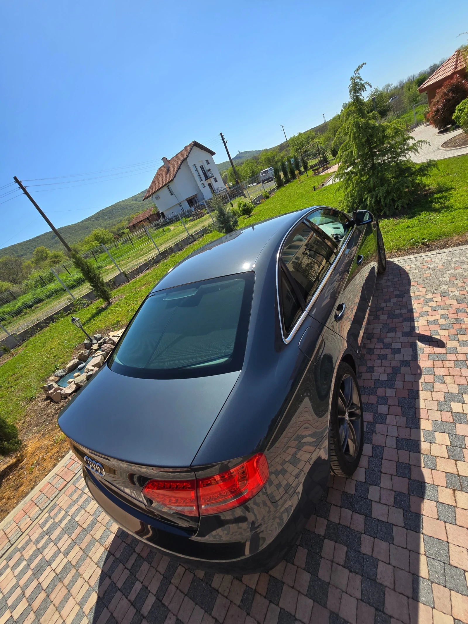 Audi A4 1.8TFSI, снимка 12 - Автомобили и джипове - 53749598