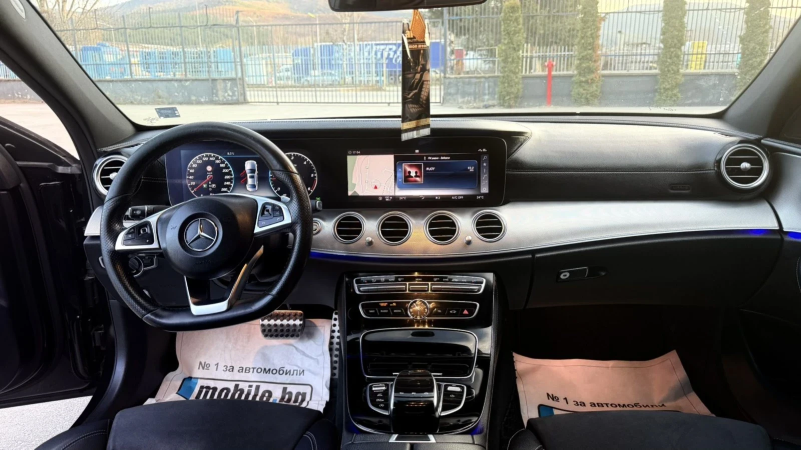 Mercedes-Benz E 220 AMG.4MATIC.9G TRONIC.? ЛИЗИНГ ?, снимка 16 - Автомобили и джипове - 53807833