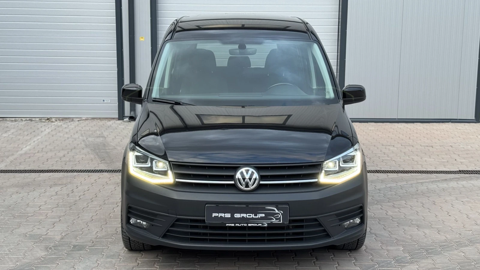VW Caddy MAXI* Distronic* Navi, снимка 2 - Автомобили и джипове - 53992480