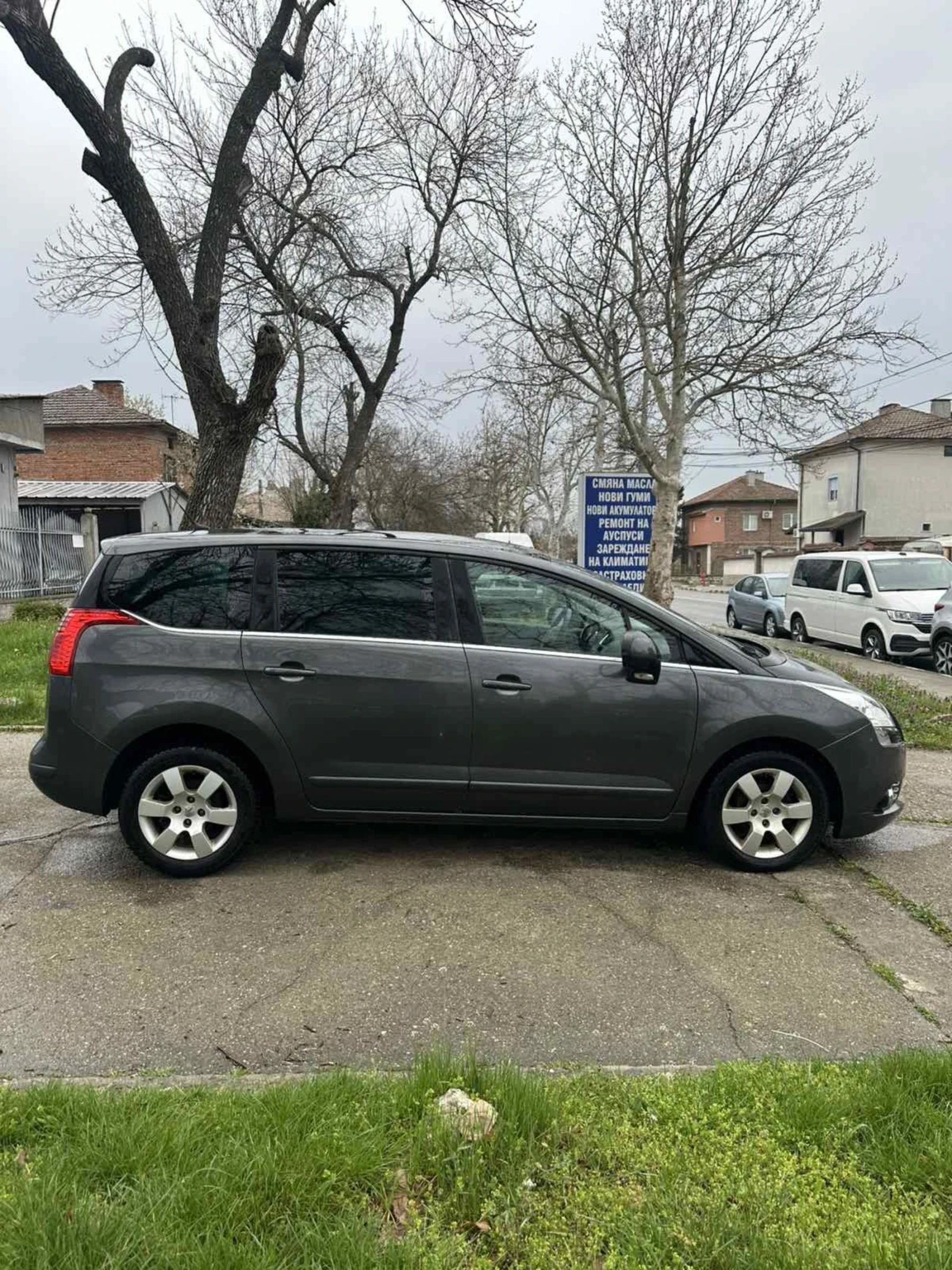 Peugeot 5008 1.6 DIESEL AUSTRIA, снимка 7 - Автомобили и джипове - 54051081