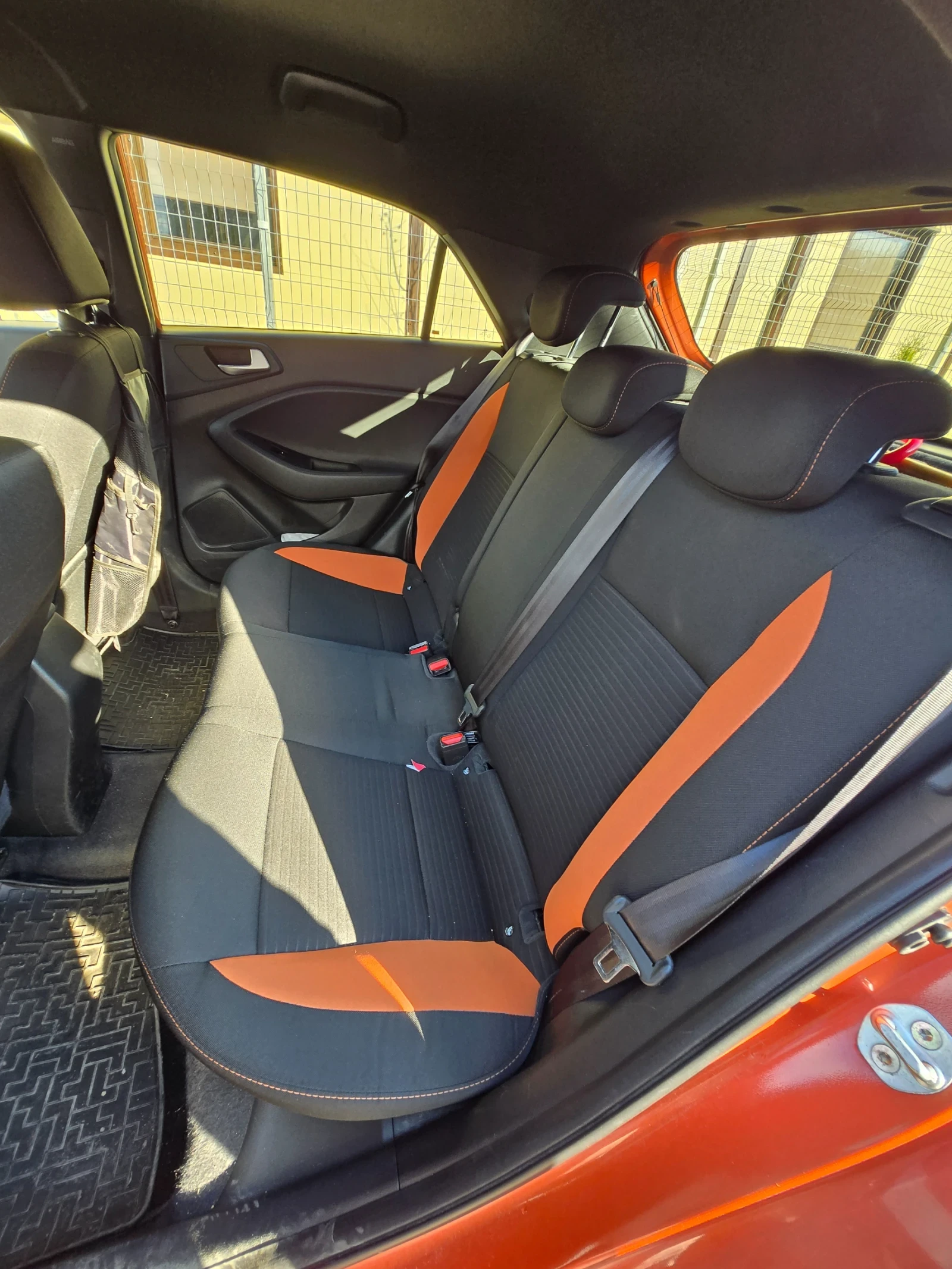 Hyundai I20 Active, снимка 8 - Автомобили и джипове - 54172940