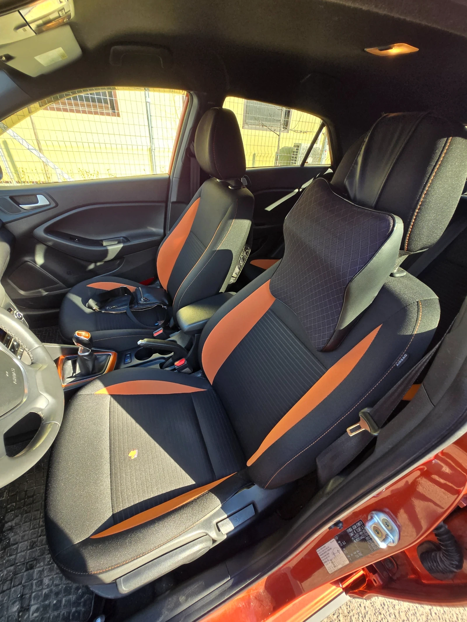 Hyundai I20 Active, снимка 11 - Автомобили и джипове - 54172940