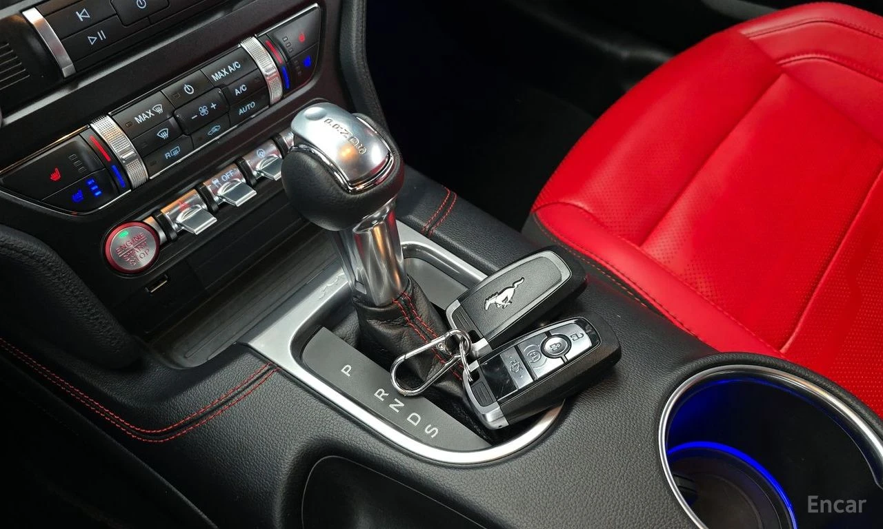 Ford Mustang ECO* BOOST* ДИГИТАЛНО* ТАБЛО* ОБДУХВАНЕ* 360КАМЕРА, снимка 12 - Автомобили и джипове - 54428053