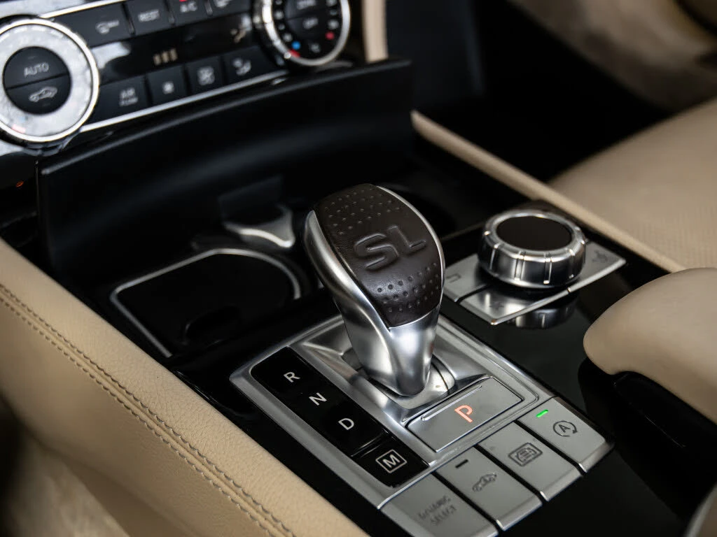 Mercedes-Benz SL 500 550* ПОДГРЕВ* ОБДУХВАНЕ* HARMAN KARDON* , снимка 12 - Автомобили и джипове - 54594147