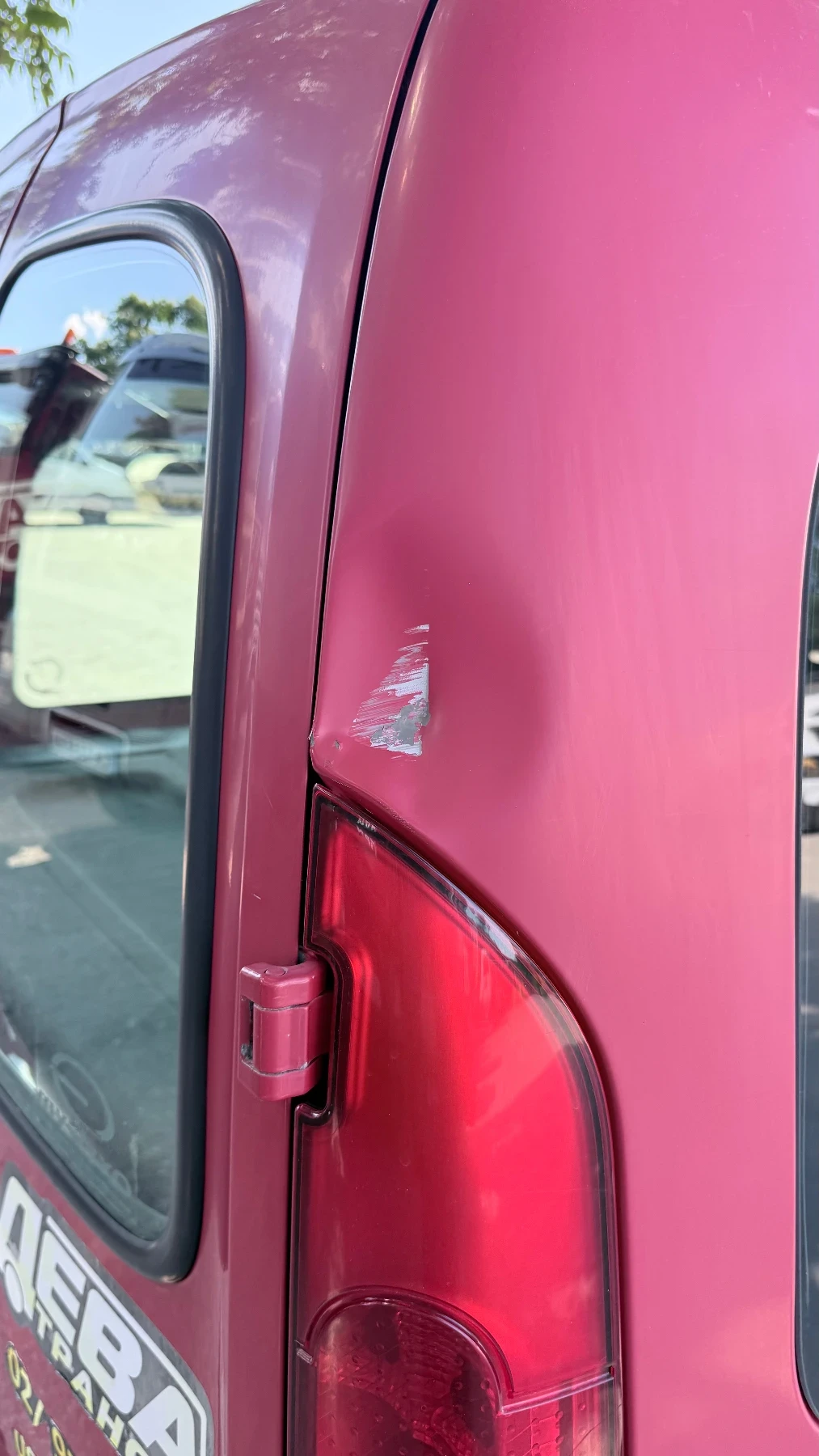Renault Kangoo 1.9 DCI 4х4, снимка 12 - Автомобили и джипове - 54902863