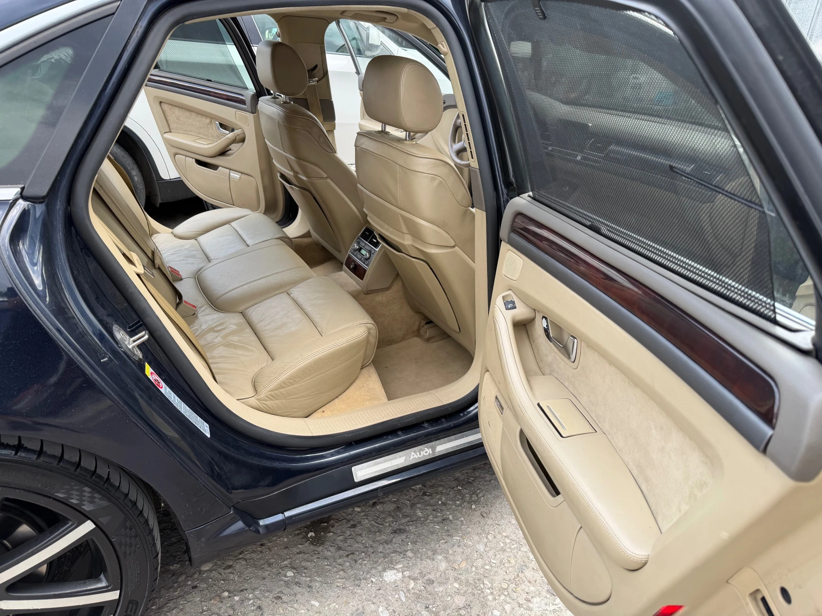 Audi A8 4.2i 335HP GAS QUATTRO AVTOMAT KOJA NAVI FUUL 2005, снимка 14 - Автомобили и джипове - 54934029