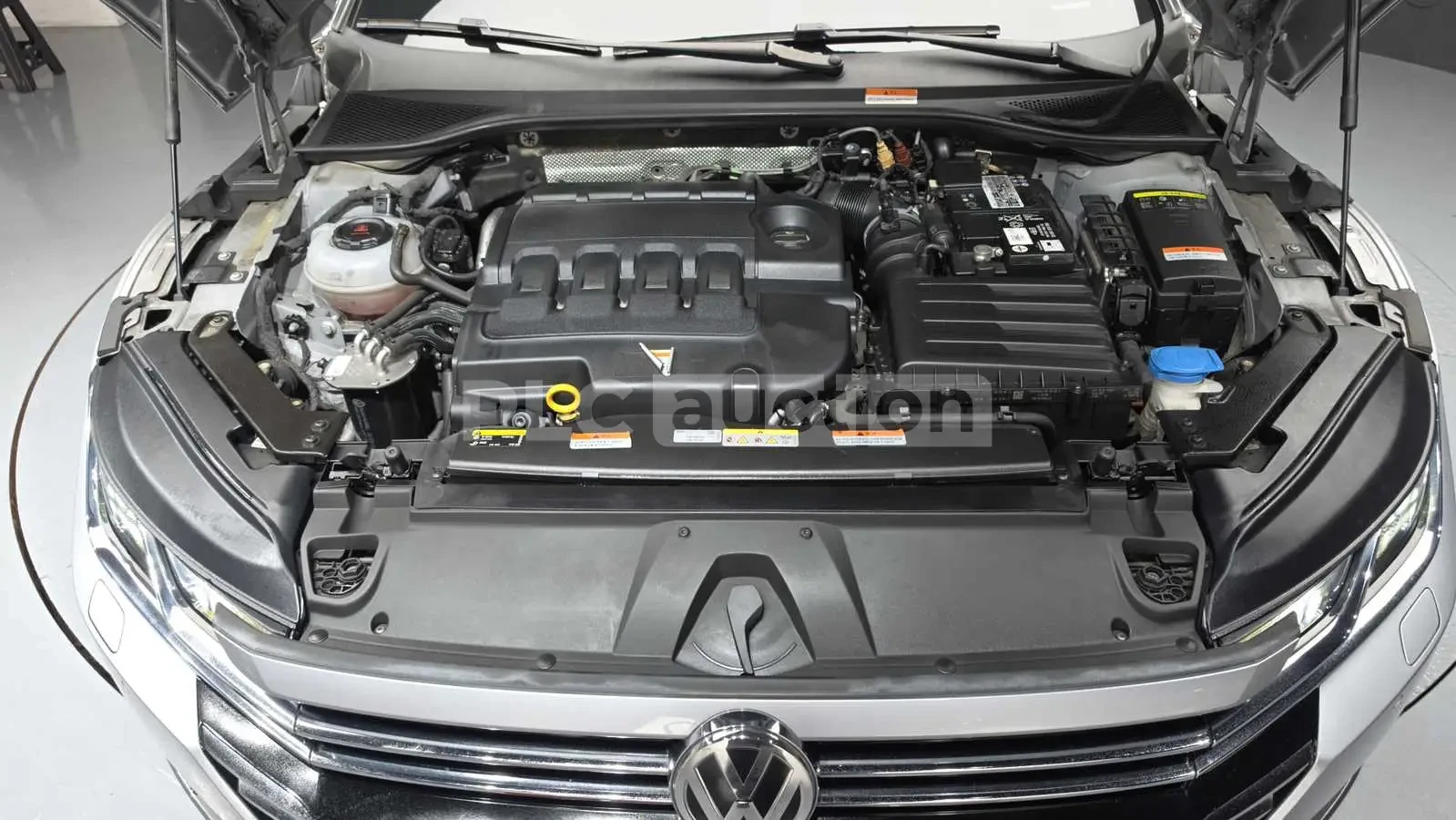VW Arteon PRESTIGE /360/PANORAMA/ПОДГРЕВ/ОБДУХВАНЕ/, снимка 5 - Автомобили и джипове - 55156253