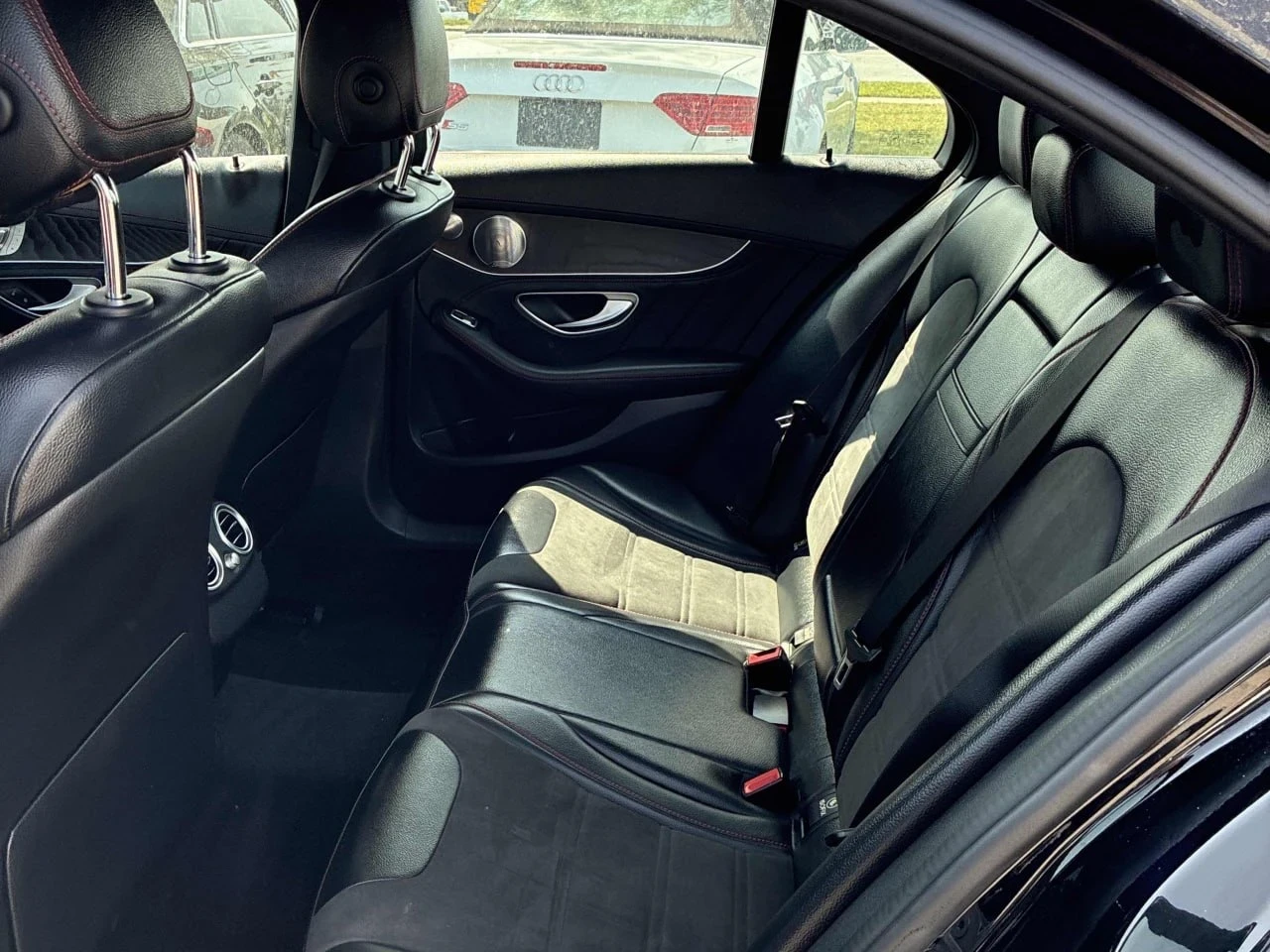 Mercedes-Benz C 43 AMG 2018* BURMASTER* ALCANTARA* 360* PANO* ТЪРГ, снимка 12 - Автомобили и джипове - 55334011