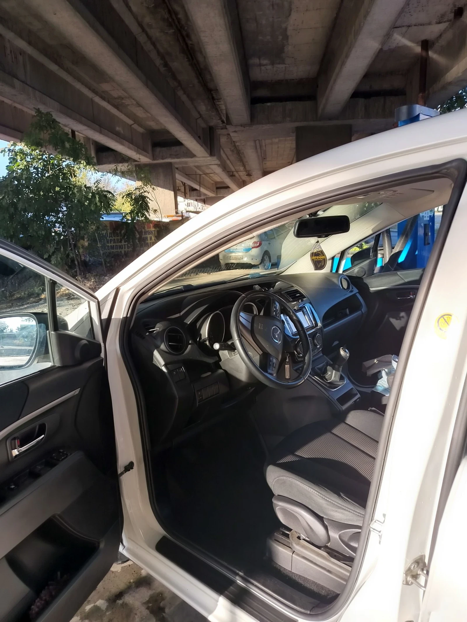 Mazda 5, снимка 6 - Автомобили и джипове - 55380366