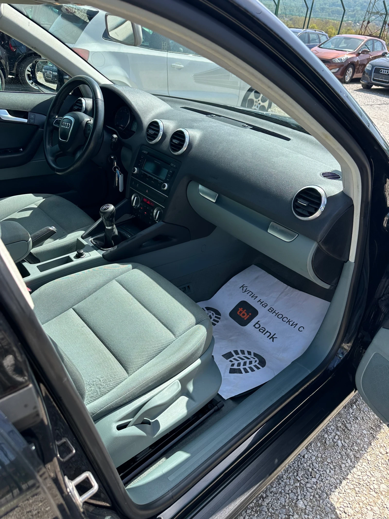 Audi A3 1.6 TDI, снимка 14 - Автомобили и джипове - 55875014