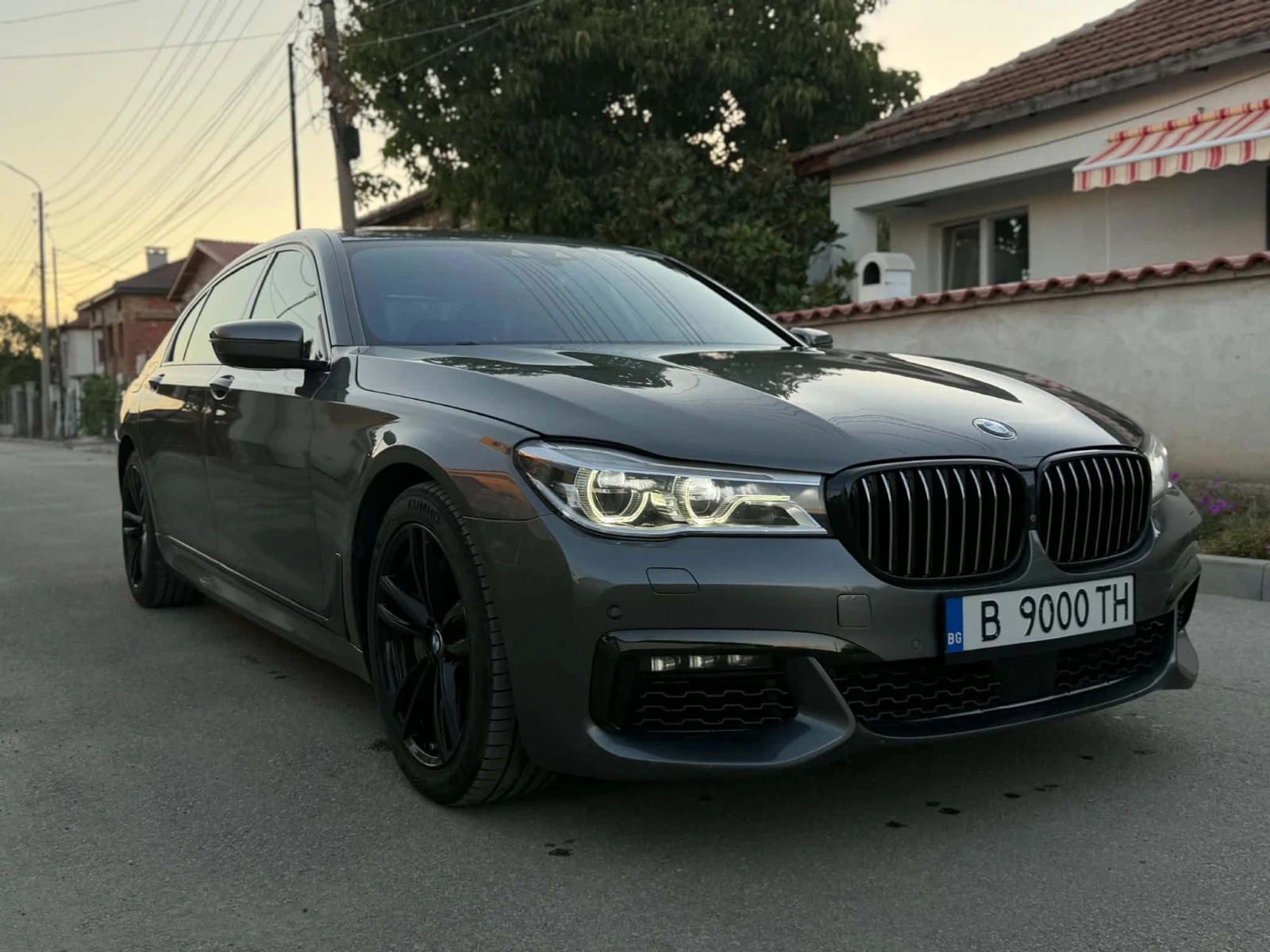 BMW 750, снимка 3 - Автомобили и джипове - 55991792