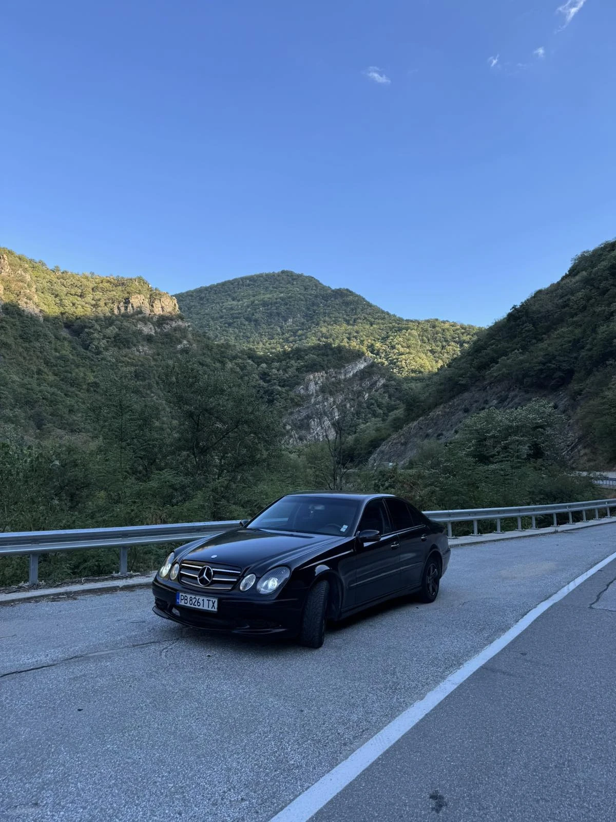 Mercedes-Benz E 270, снимка 15 - Автомобили и джипове - 56260857
