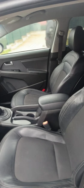 Kia Sportage - 6700 € / 13104.06 лв. - 25203636 8