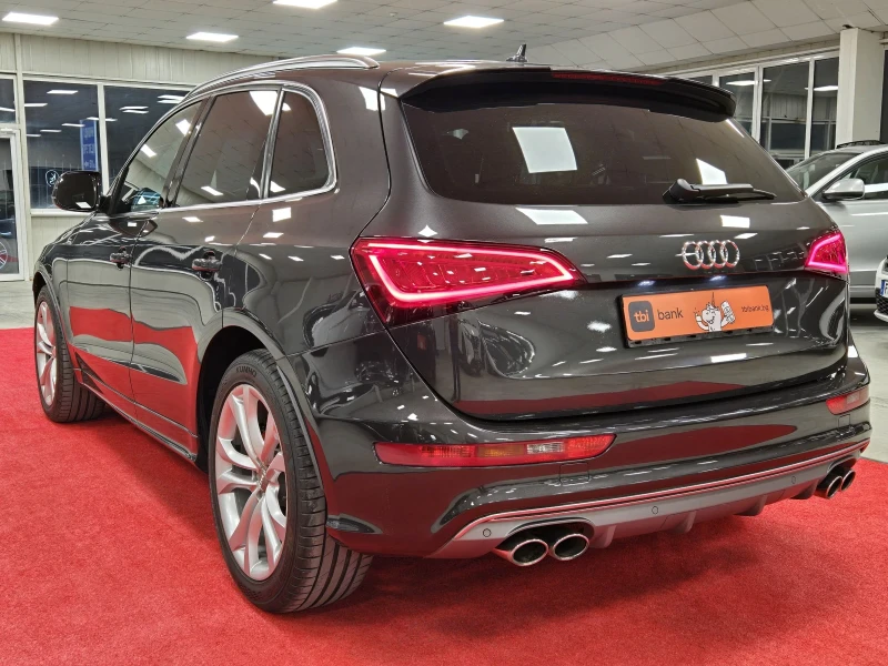 Audi SQ5 3.0 TDI V6 / 8-ZF / Обслужена / ТОП състояние, снимка 8 - Автомобили и джипове - 49306242