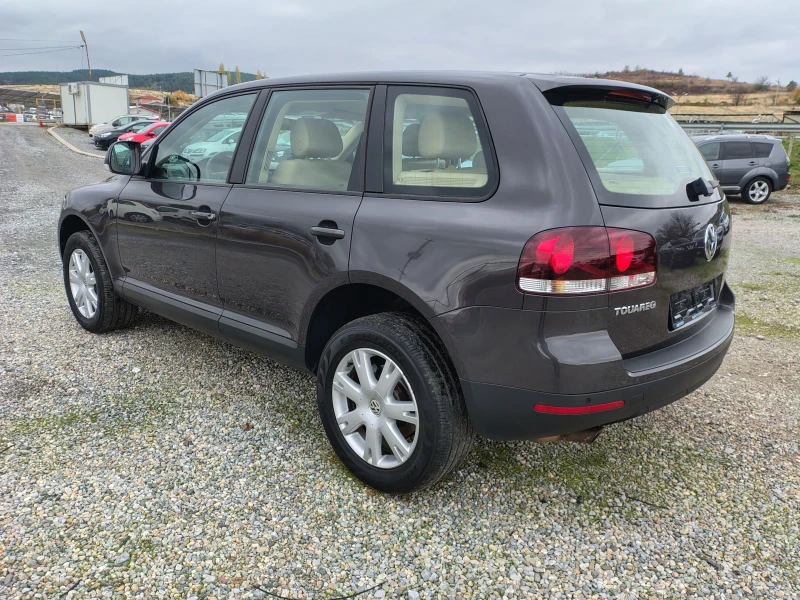 VW Touareg, снимка 5 - Автомобили и джипове - 52307661