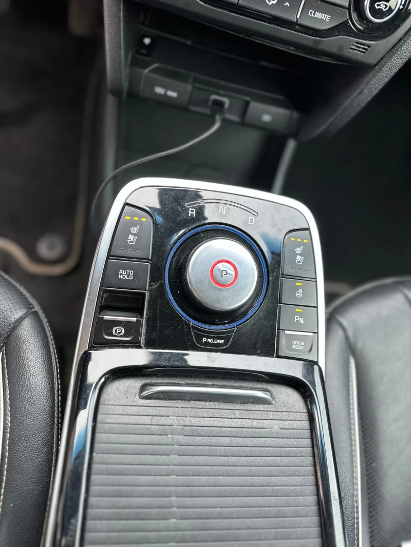 Kia Niro 64kW/Термопомпа/Гаранция/Executiveline/SOH 100%, снимка 8 - Автомобили и джипове - 53034596